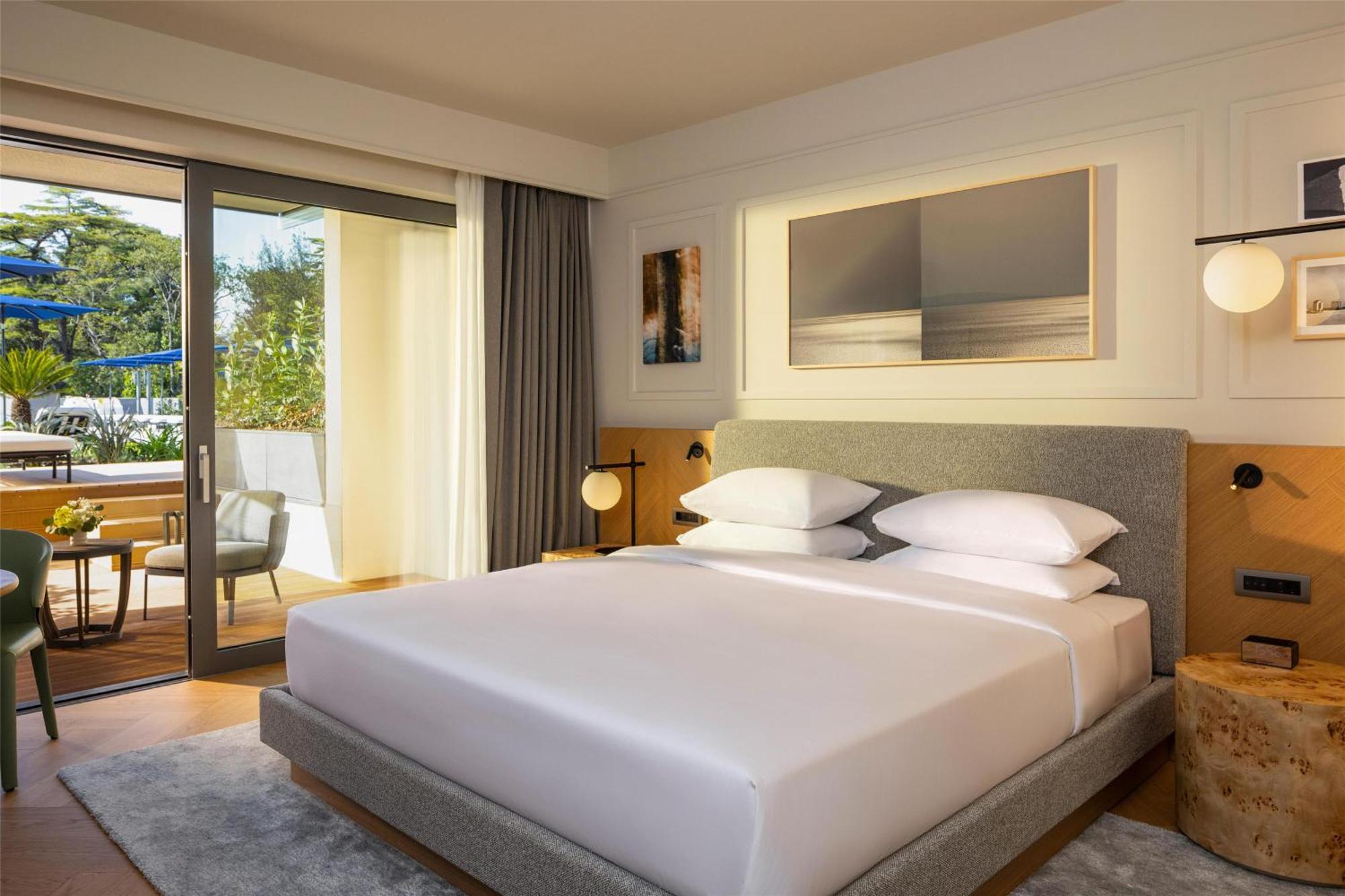 Hyatt Regency 5*